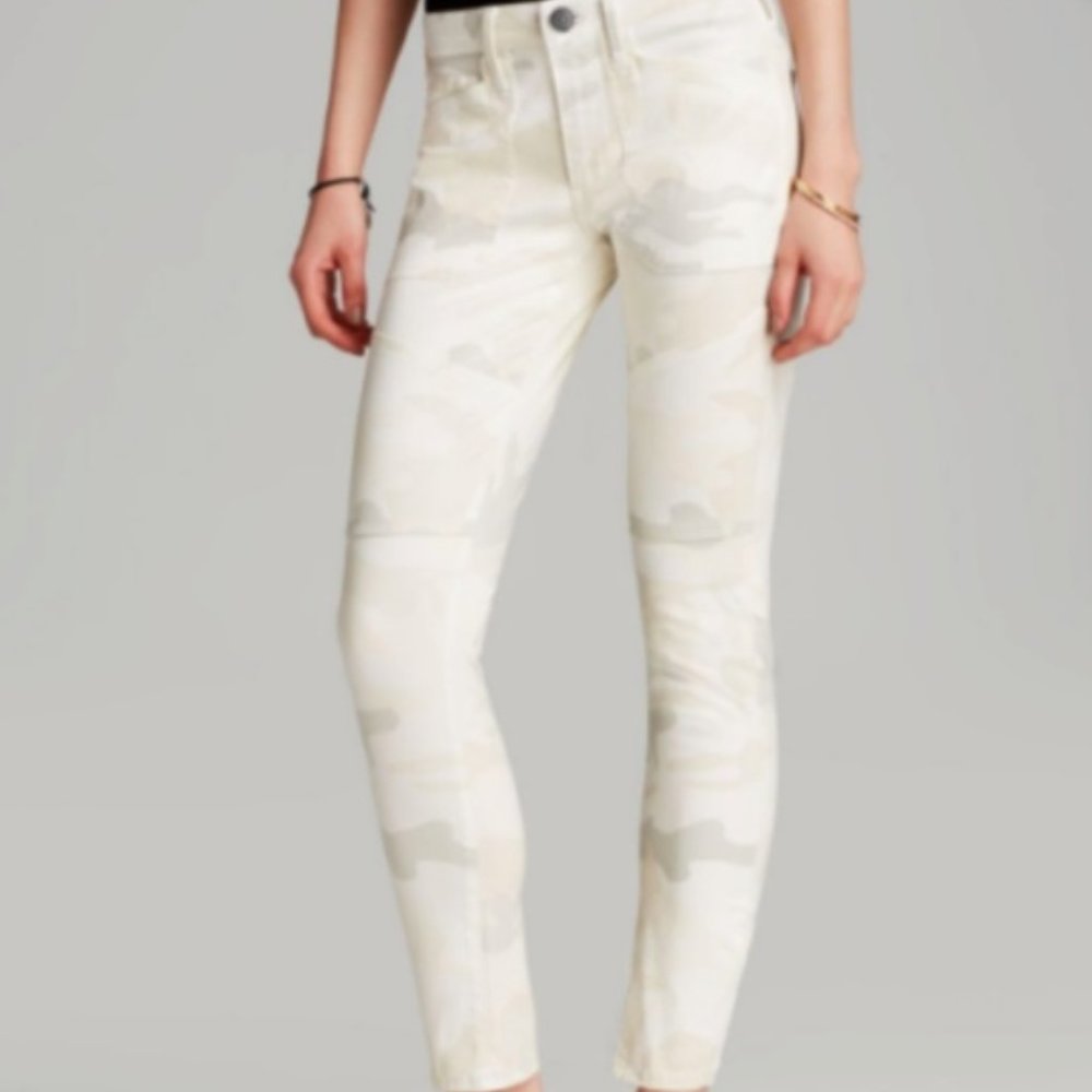 True Religion Camo Leggins/ Skinny Jeans